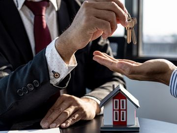  alt="The long-term outlook on short-term rentals: How to thrive in a shifting market"  title="The long-term outlook on short-term rentals: How to thrive in a shifting market" 