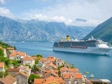  alt="Cruising on the data wave: How technology shapes personalized experiences at sea"  title="Cruising on the data wave: How technology shapes personalized experiences at sea" 