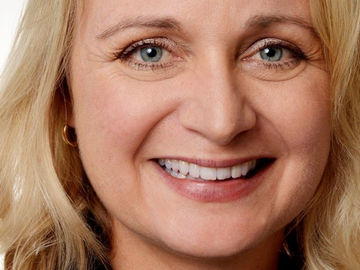  alt="phocuswright-europe-julie-white"  title="phocuswright-europe-julie-white" 