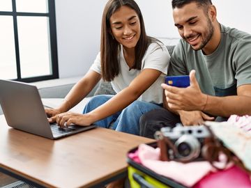  alt="How simplified cross-border payments can empower both travel brands and travelers"  title="How simplified cross-border payments can empower both travel brands and travelers" 