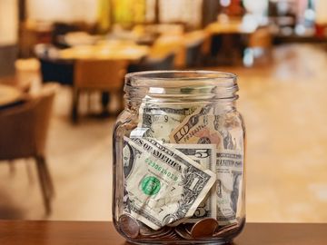  alt="Digital tipping growth offers corporate travel an avenue to examine policies"  title="Digital tipping growth offers corporate travel an avenue to examine policies" 