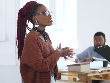  alt="COVID stalls closing of gender pay gap in travel and hospitality"  title="COVID stalls closing of gender pay gap in travel and hospitality" 